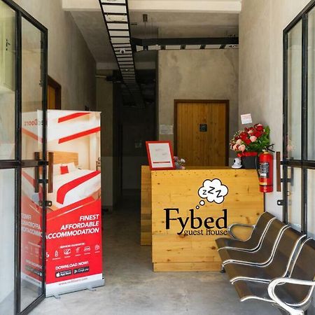 Aparthotel Fybed Semarang Esterno foto