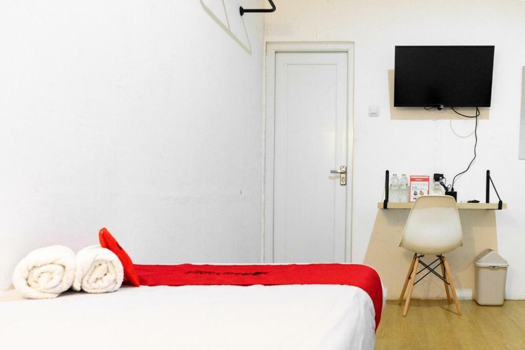 Aparthotel Fybed Semarang Esterno foto