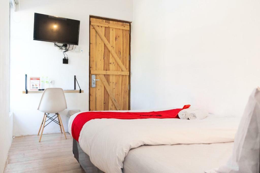Aparthotel Fybed Semarang Esterno foto